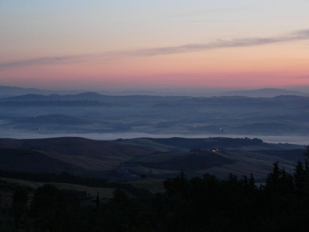 Le Rogheta Villa Campiglia d'Orcia Bagian luar foto
